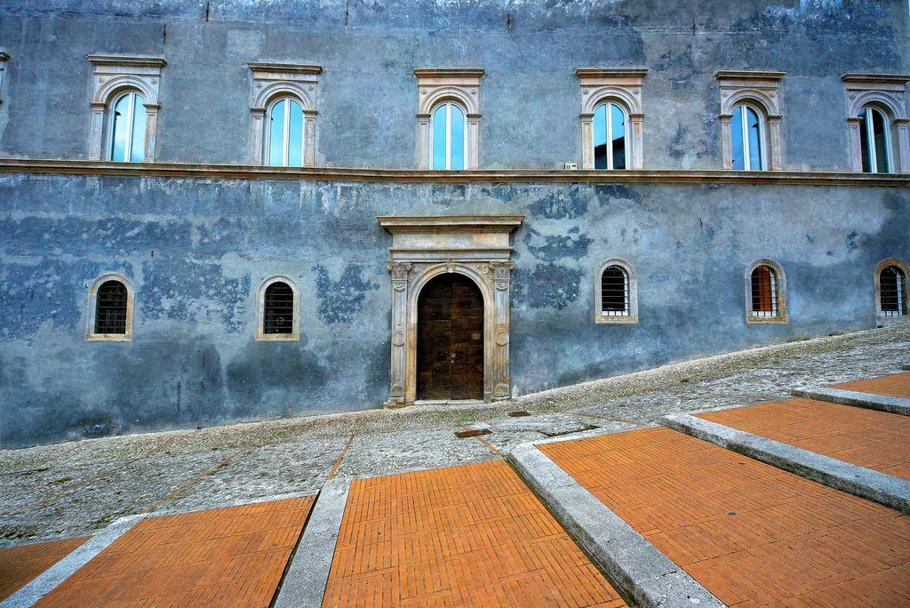 Hotel Clarici Spoleto Kültér fotó